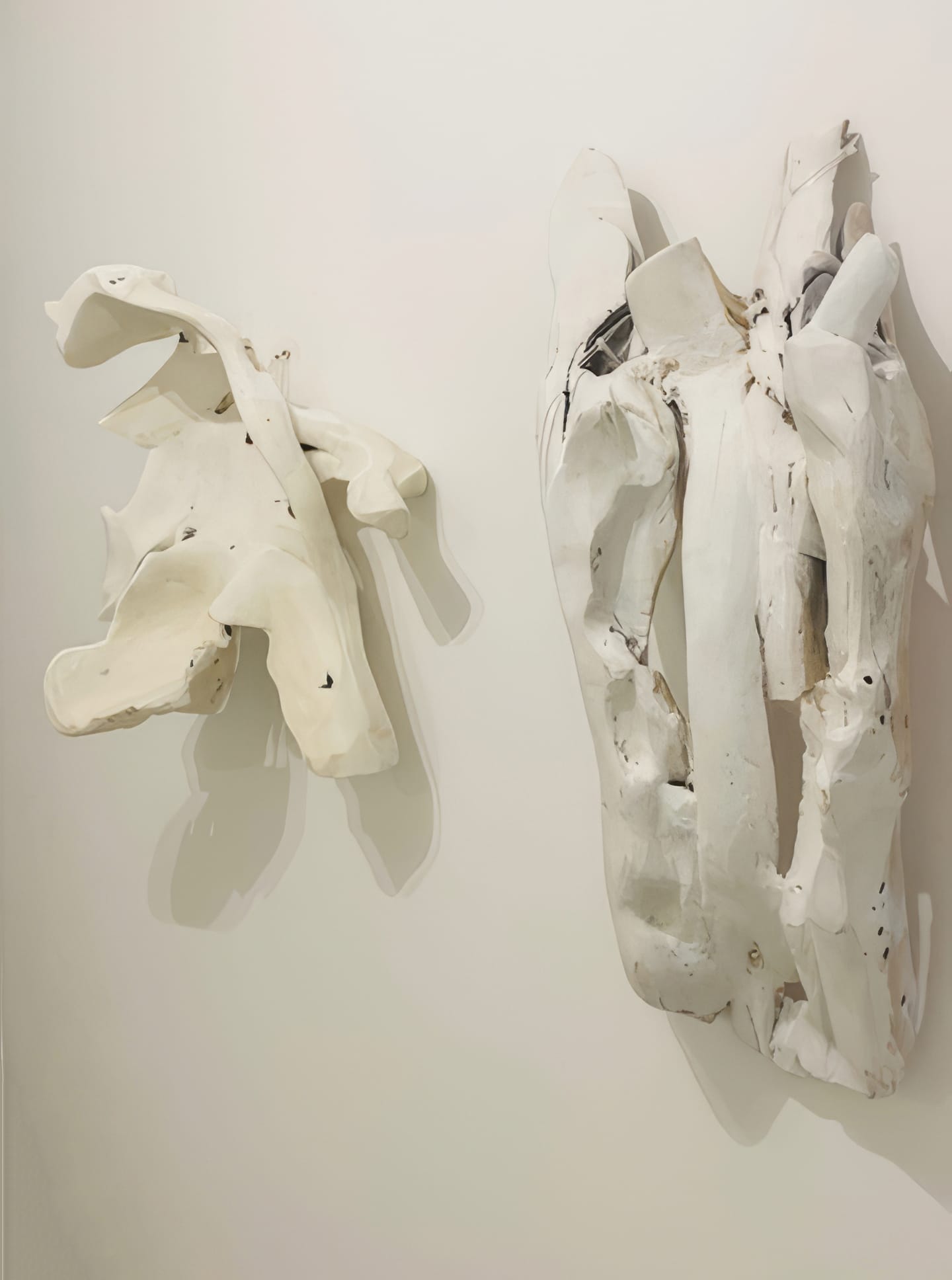 Two large, abstract white sculptures from Contra.Joburg’s 